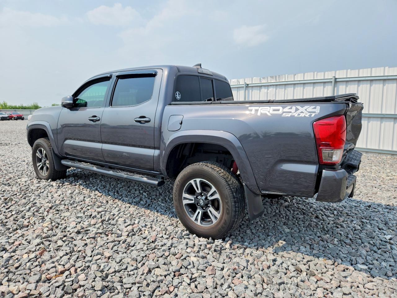 2016 TOYOTA TACOMA TRD SPORT — снимка 2