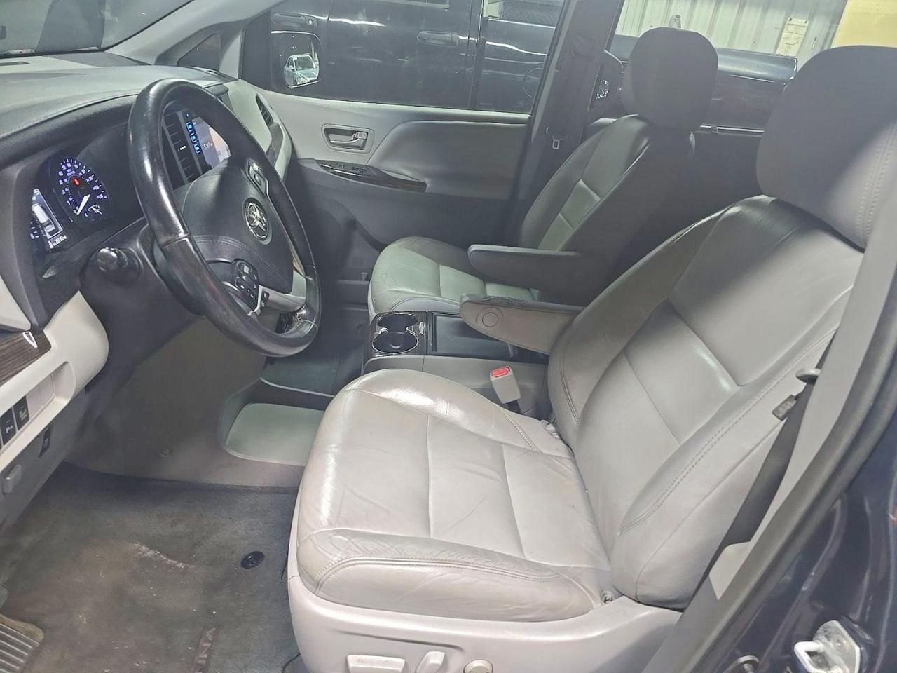2016 TOYOTA SIENNA XLE 8-PASSENGER — снимка 5