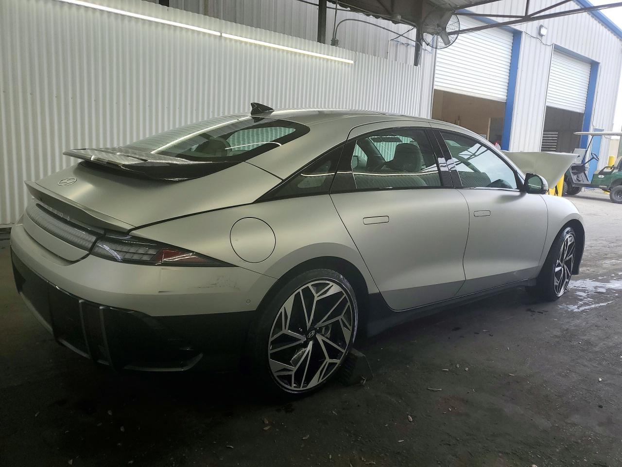 2025 HYUNDAI IONIQ 6 LIMITED — снимка 3