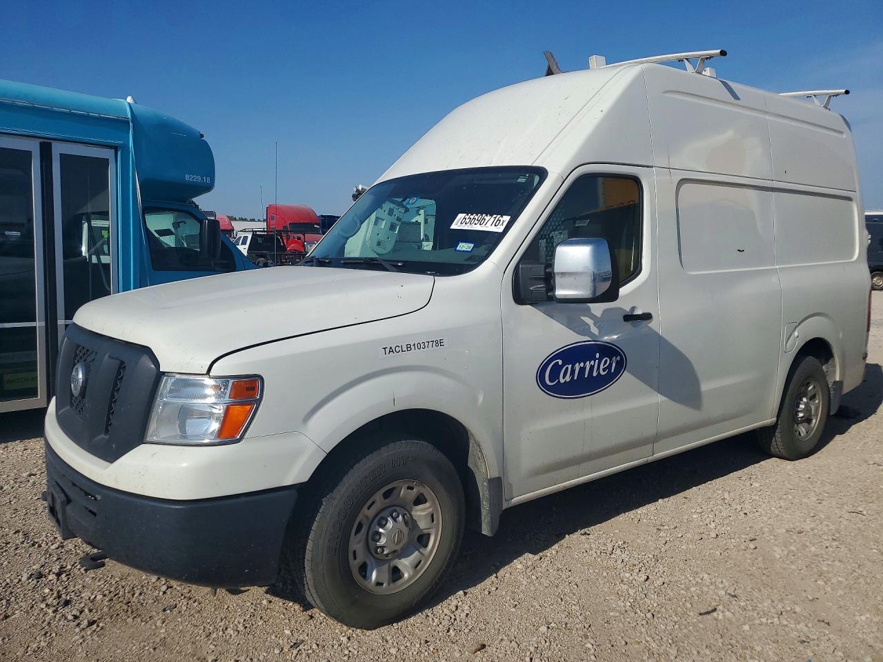 2016 NISSAN NV 2500 HD SV