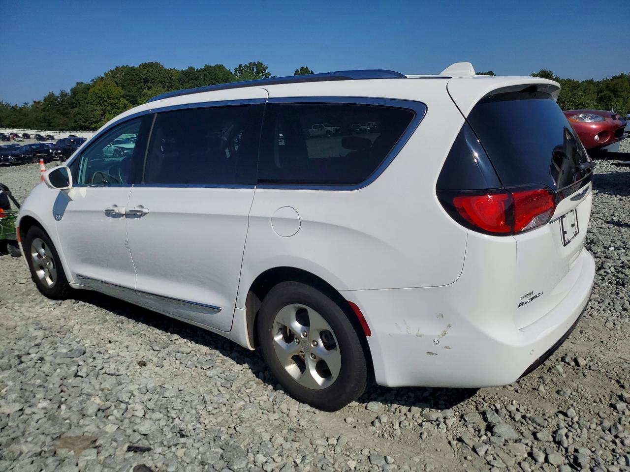 2017 CHRYSLER PACIFICA TOURING L PLUS — снимка 2