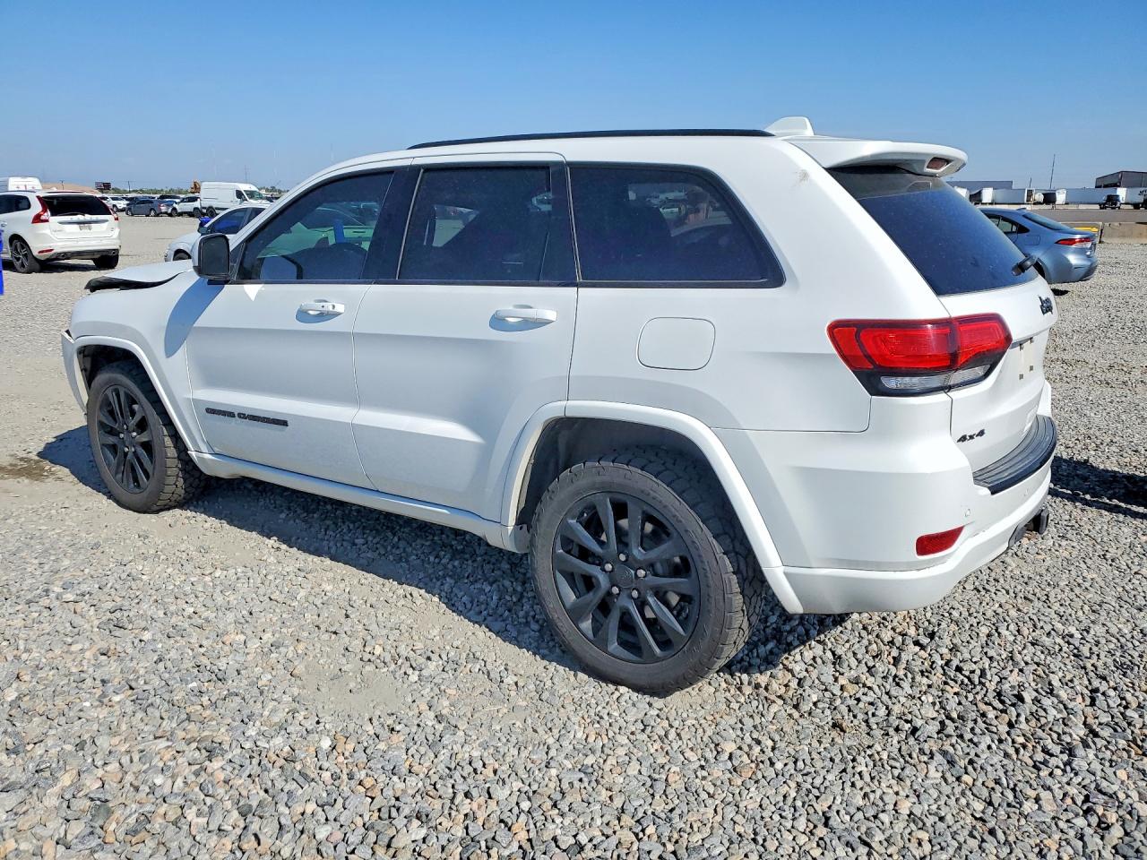 2018 JEEP GRAND CHEROKEE LAREDO — снимка 2