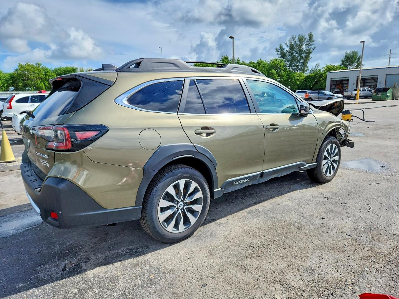 2023 SUBARU OUTBACK LIMITED — снимка 3