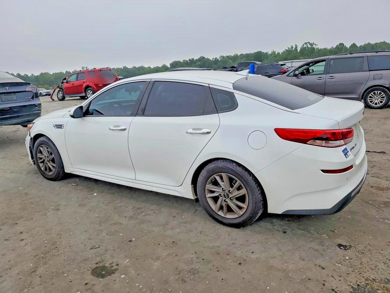 2020 KIA OPTIMA LX — снимка 2