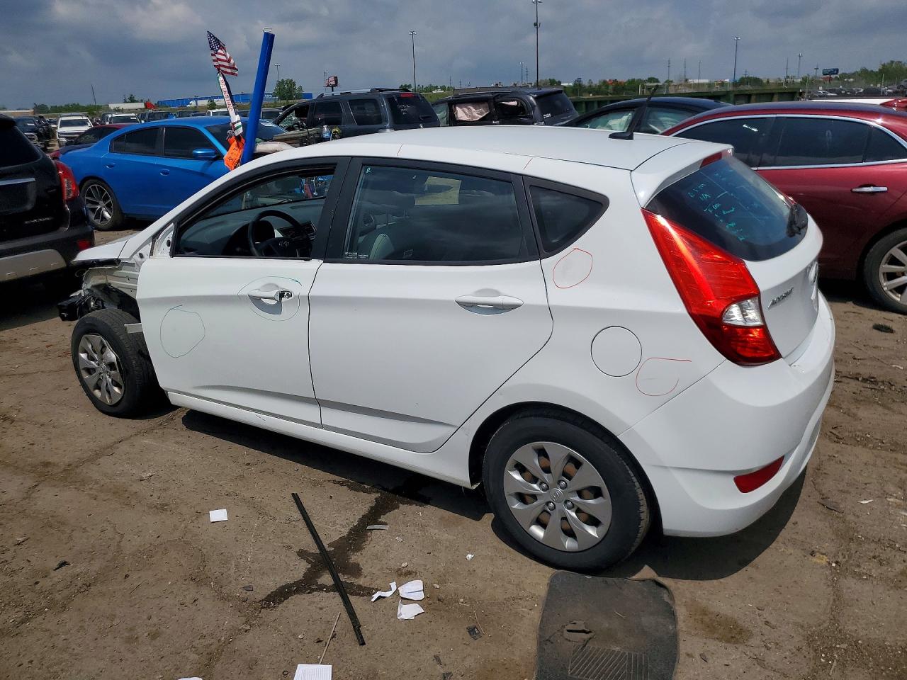 2017 HYUNDAI ACCENT SE — снимка 2