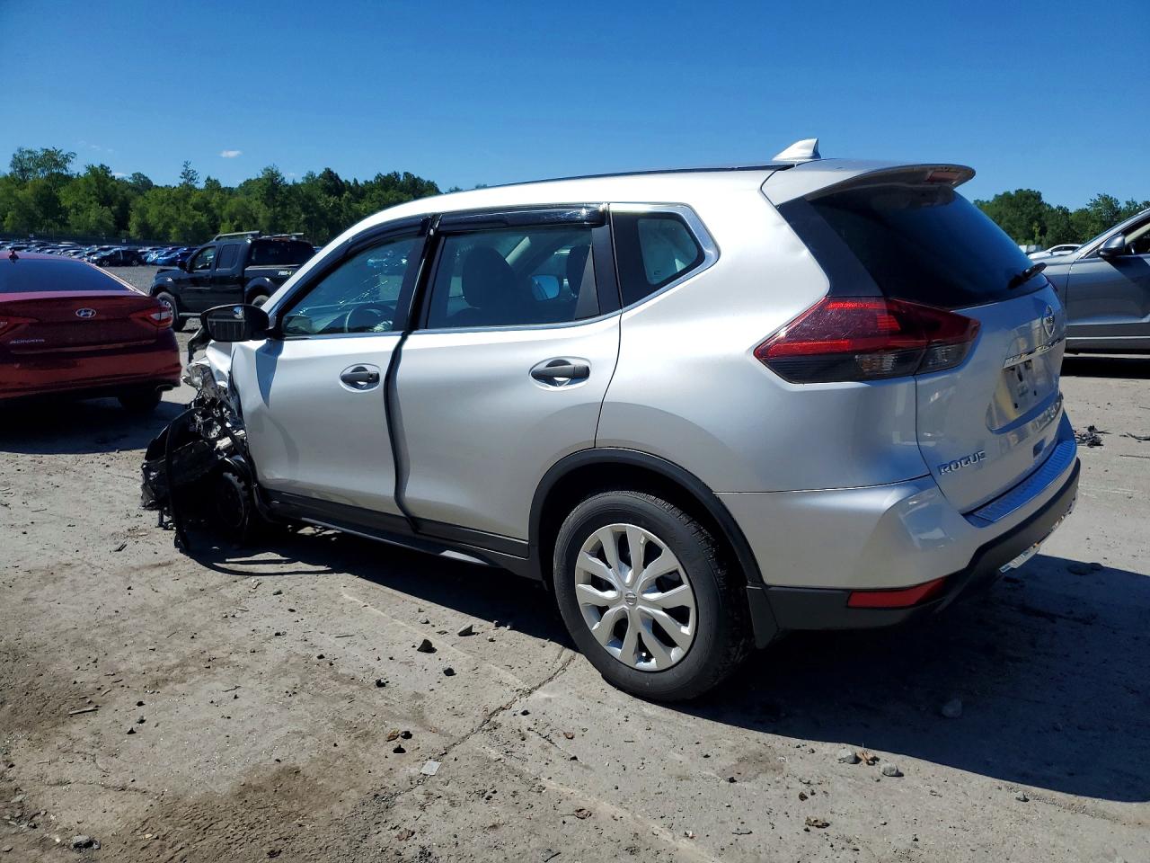 2019 NISSAN ROGUE S — снимка 2