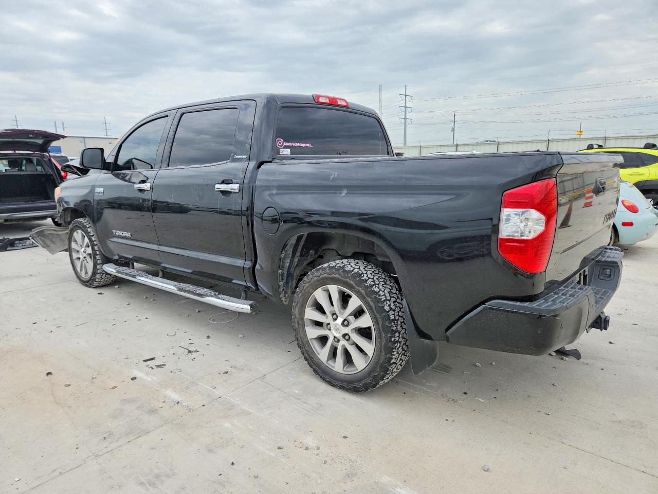 2017 TOYOTA TUNDRA CREWMAX LIMITED — снимка 2