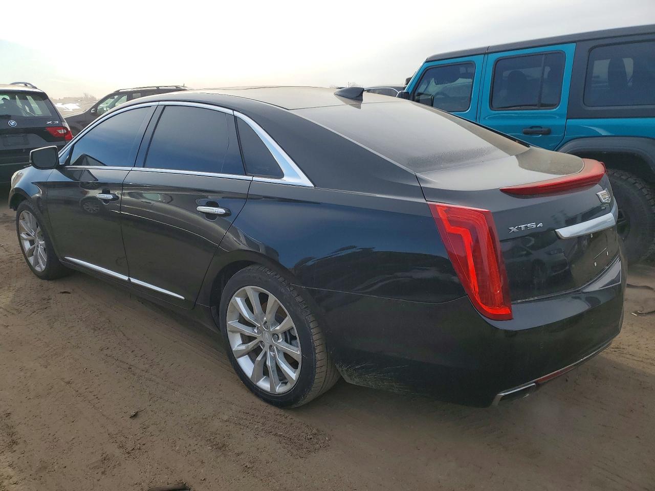 2016 CADILLAC XTS LUXURY COLLECTION — снимка 2