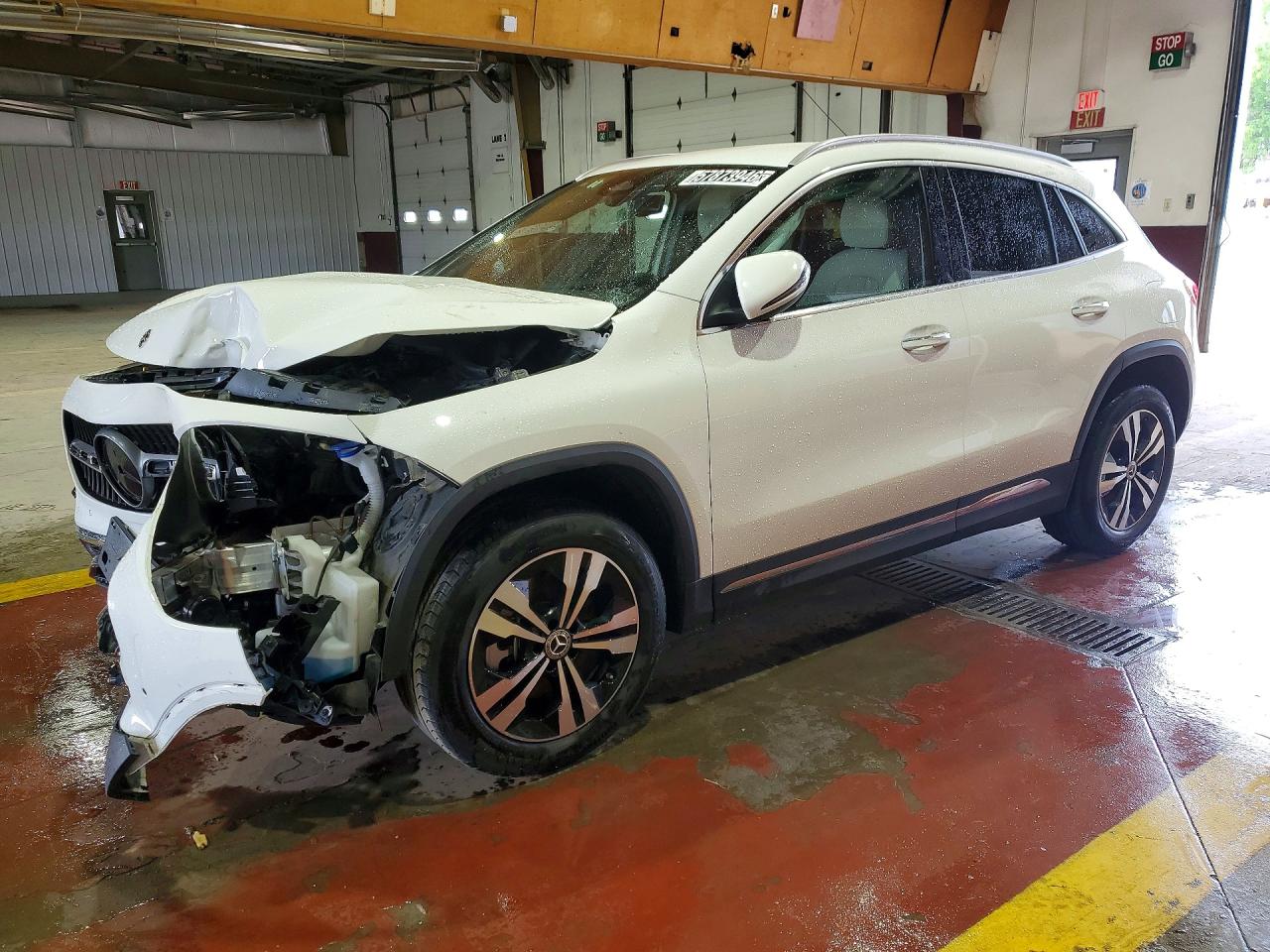 2025 MERCEDES-BENZ GLA 250