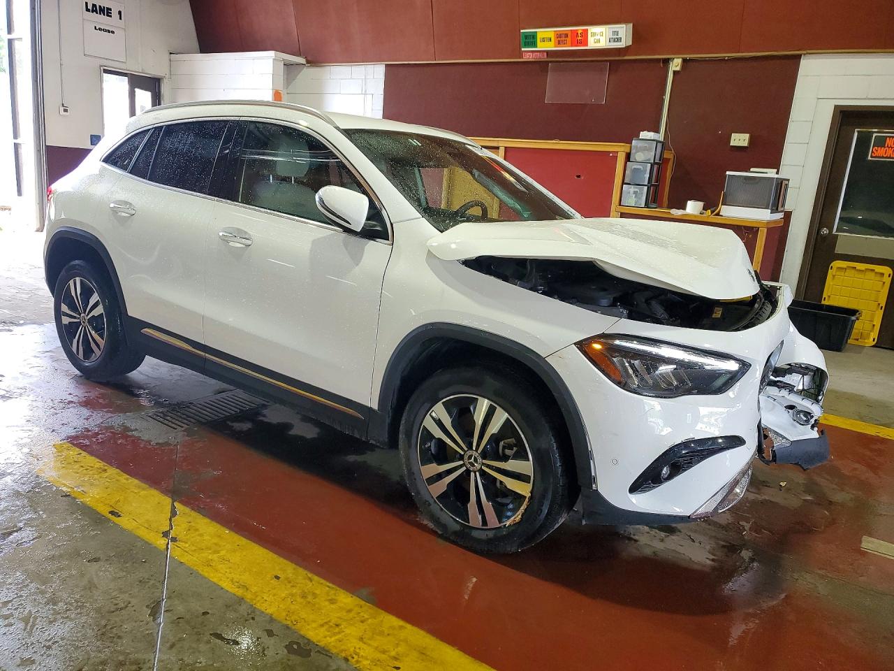 2025 MERCEDES-BENZ GLA 250 — снимка 4