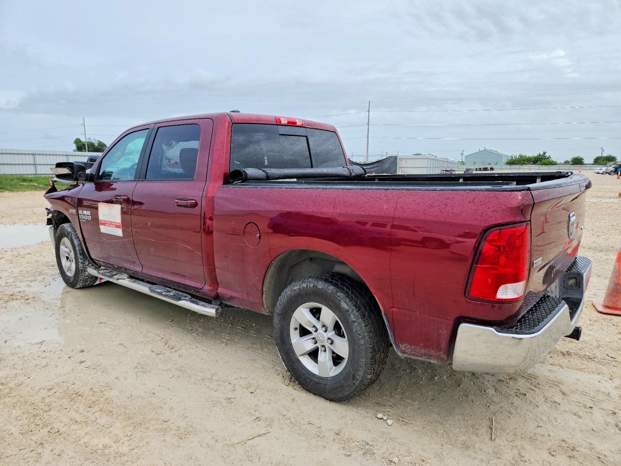 2020 RAM 1500 CLASSIC SLT — снимка 2