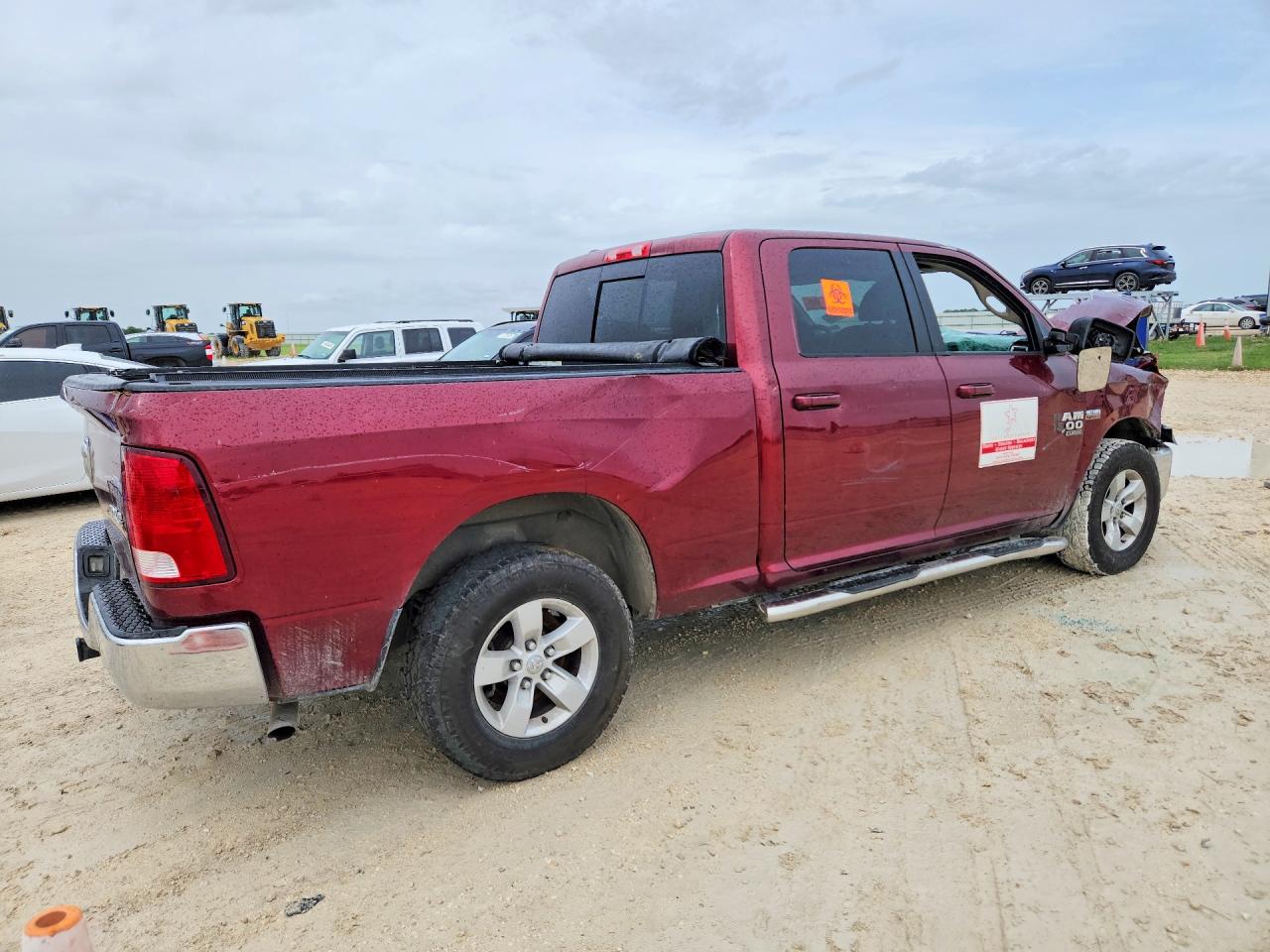 2020 RAM 1500 CLASSIC SLT — снимка 3