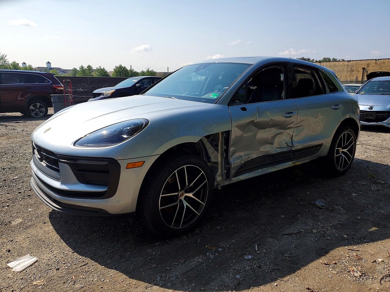 2026 PORSCHE MACAN BASE