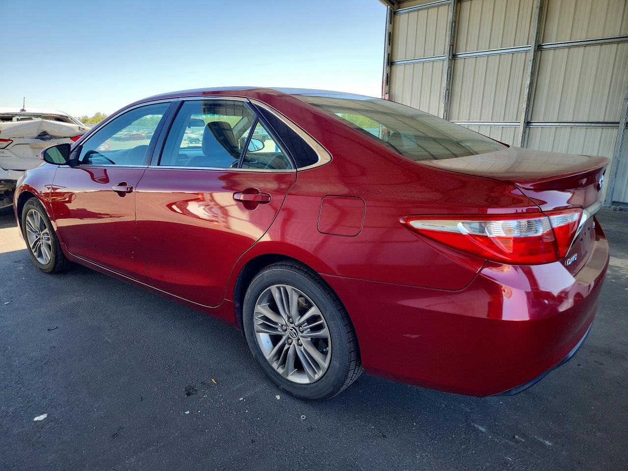2015 TOYOTA CAMRY SE — снимка 2