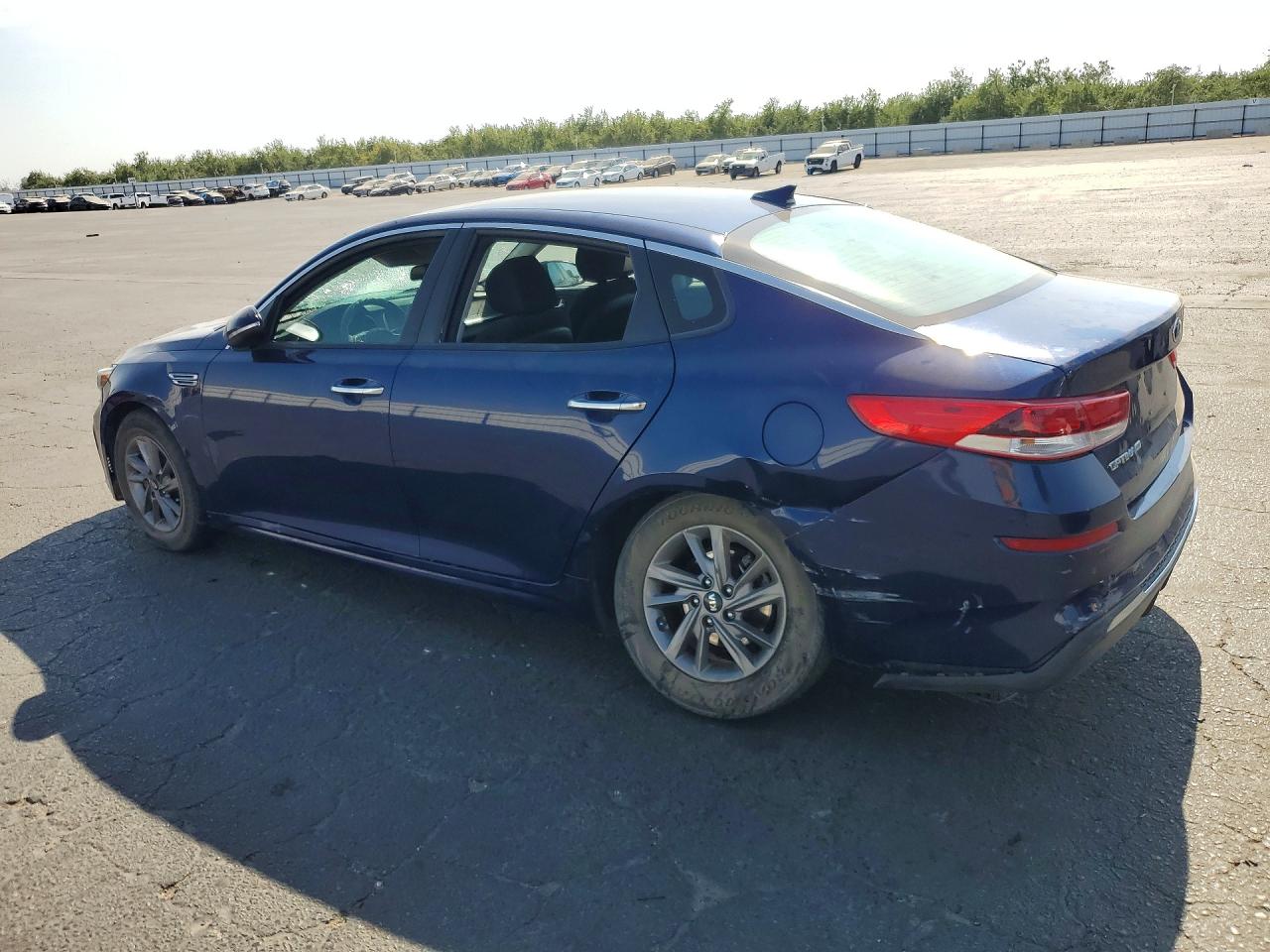 2020 KIA OPTIMA LX — снимка 2