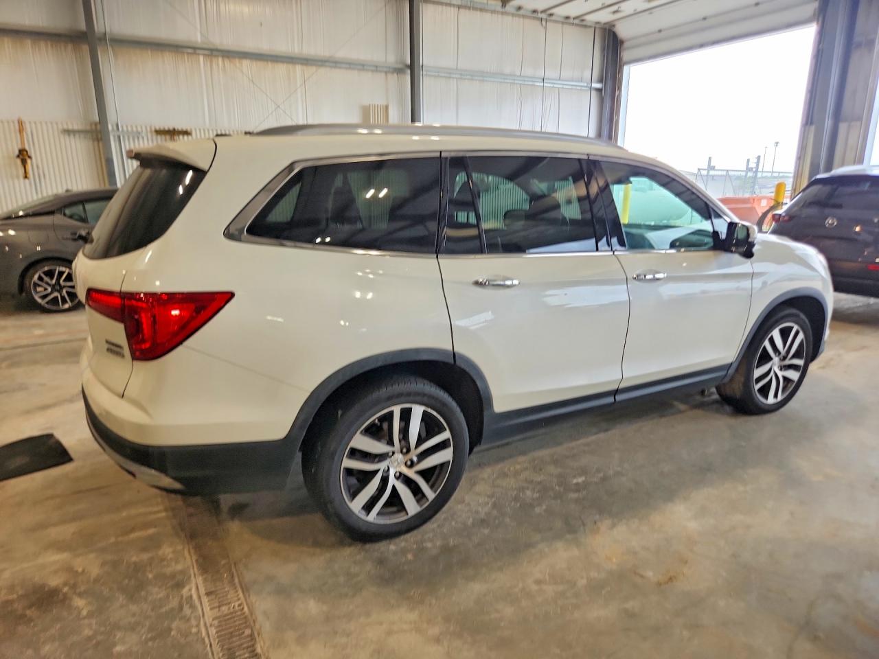 2017 HONDA PILOT TOURING — снимка 3