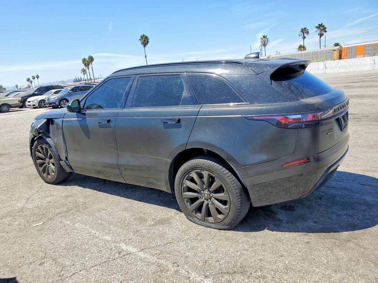 2018 LAND ROVER RANGE ROVER VELAR R-DYNAMIC SE — снимка 2