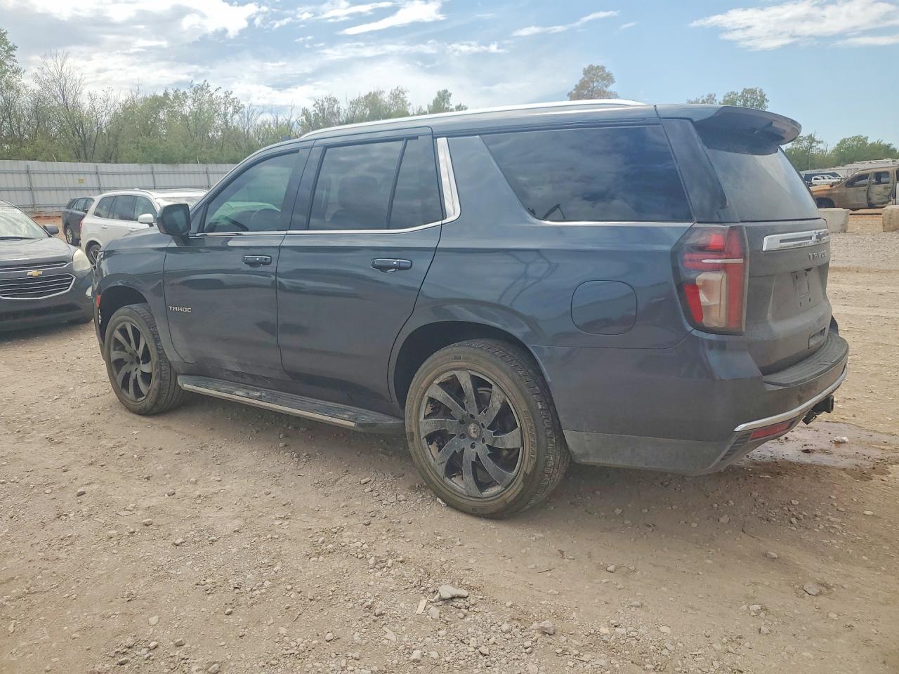 2021 CHEVROLET TAHOE C1500 LS — снимка 2
