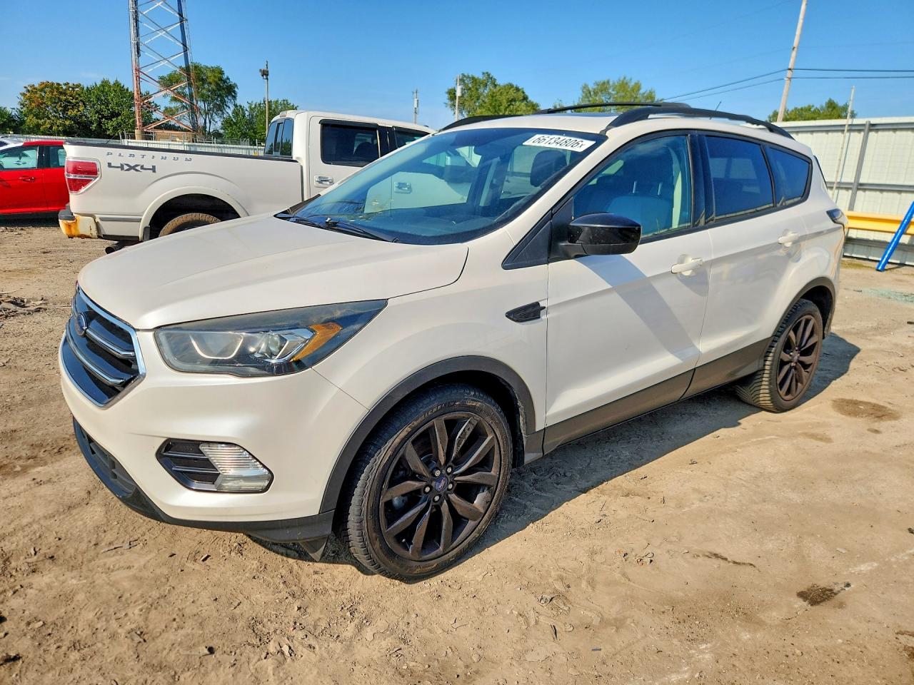 2017 FORD ESCAPE SE