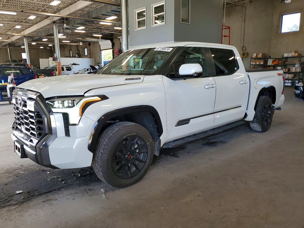 2026 TOYOTA TUNDRA PLATINUM HV