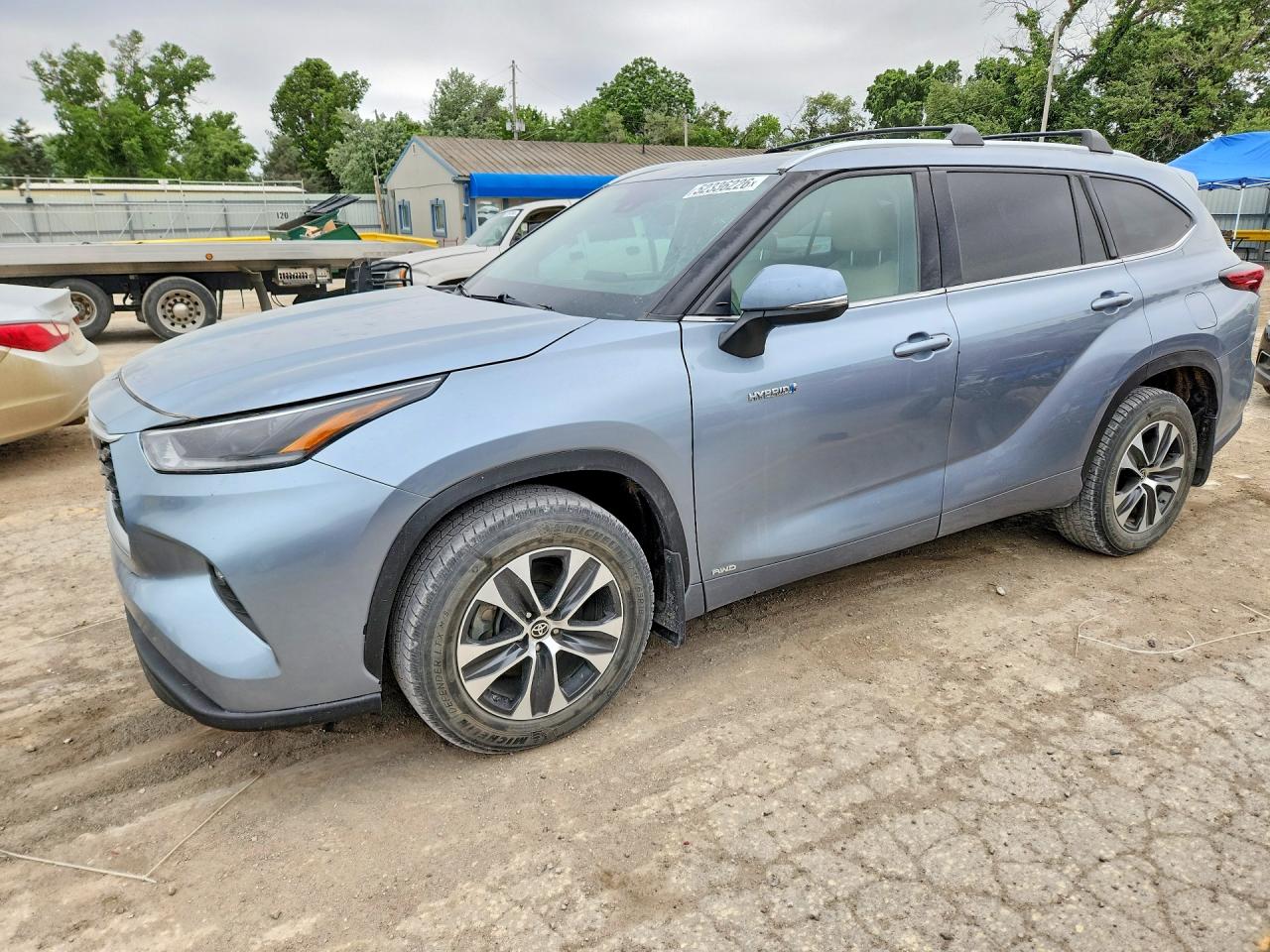2021 TOYOTA HIGHLANDER HYBRID XLE