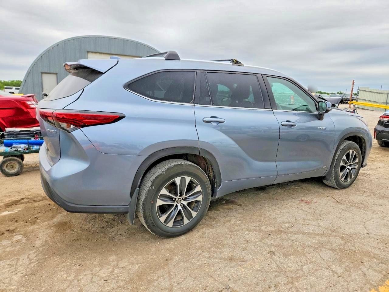 2021 TOYOTA HIGHLANDER HYBRID XLE — снимка 3