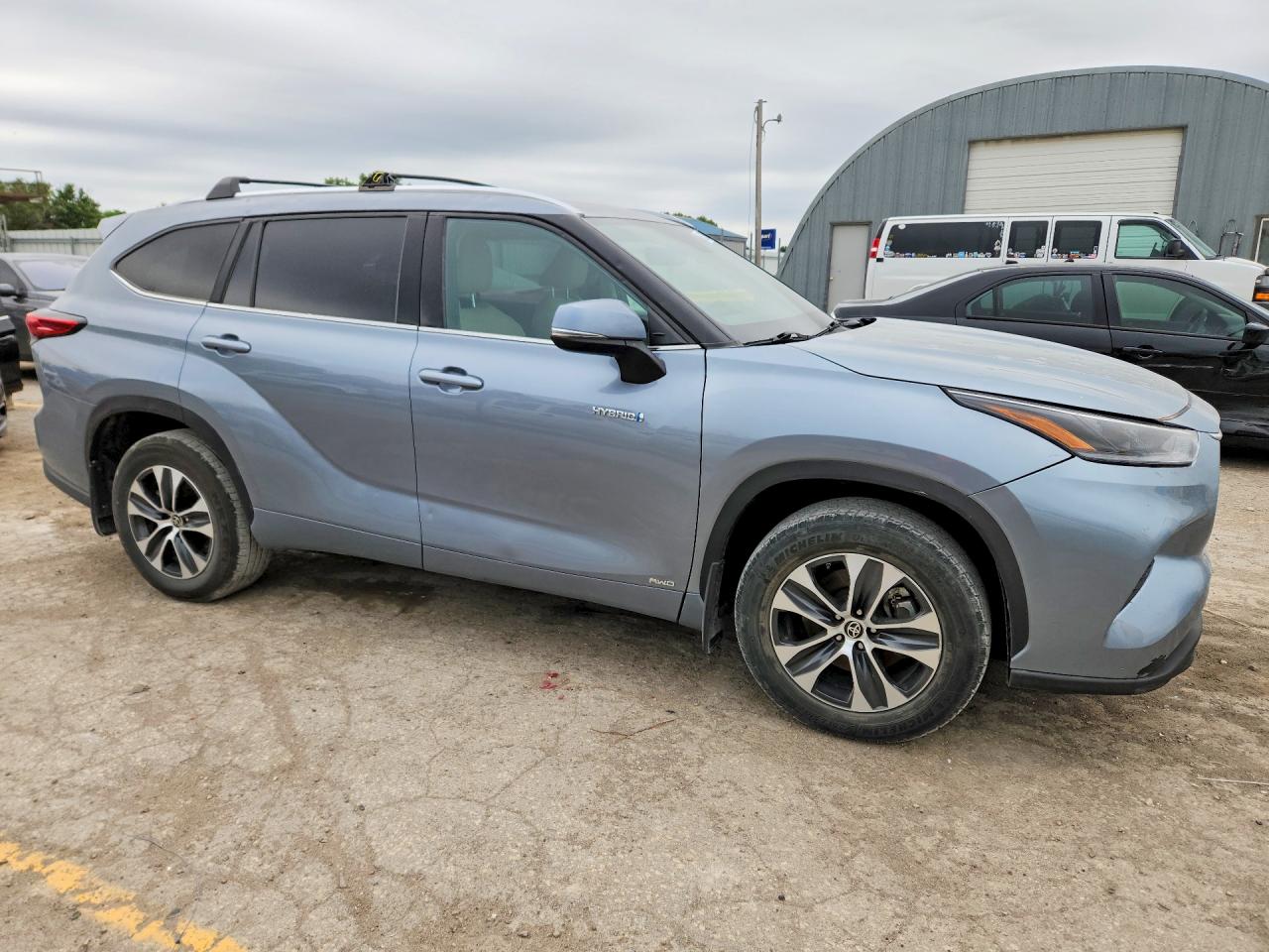 2021 TOYOTA HIGHLANDER HYBRID XLE — снимка 4