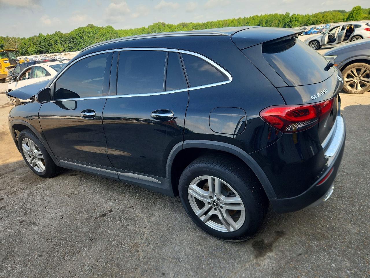 2022 MERCEDES-BENZ GLA 250 — снимка 3