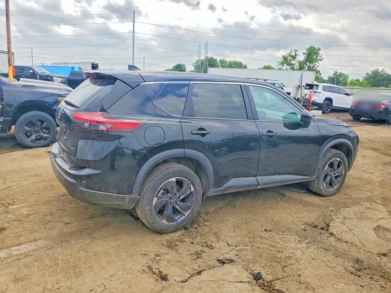 2025 NISSAN ROGUE SV — снимка 3