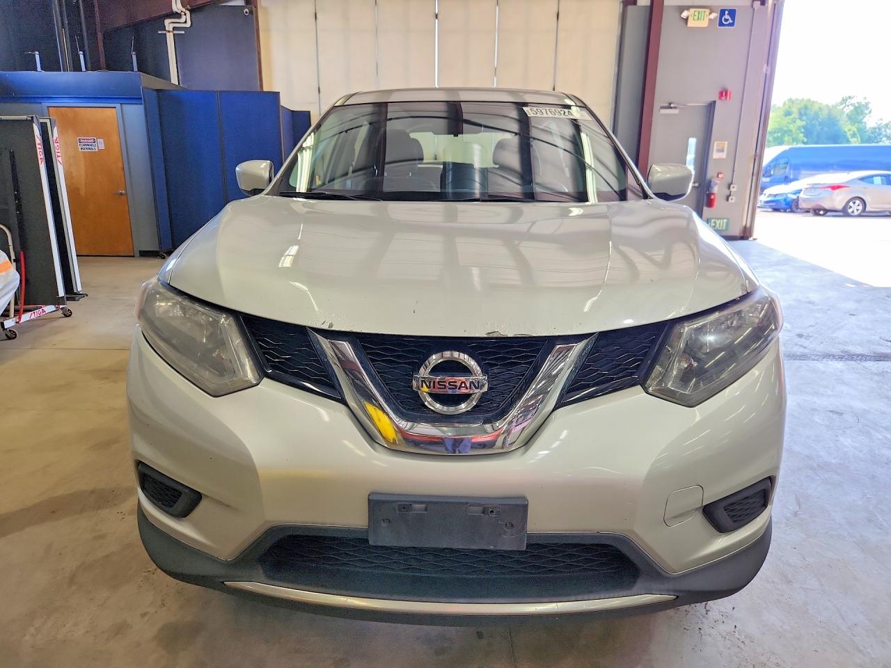 2016 NISSAN ROGUE S — photo 5