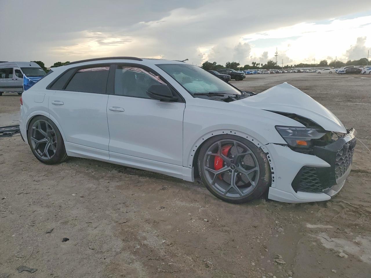 2026 AUDI RS Q8 — снимка 4