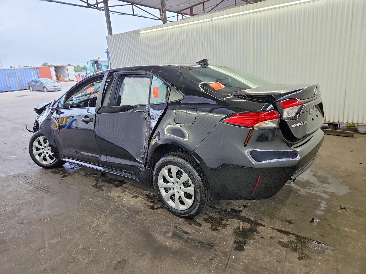2026 TOYOTA COROLLA LE — снимка 2