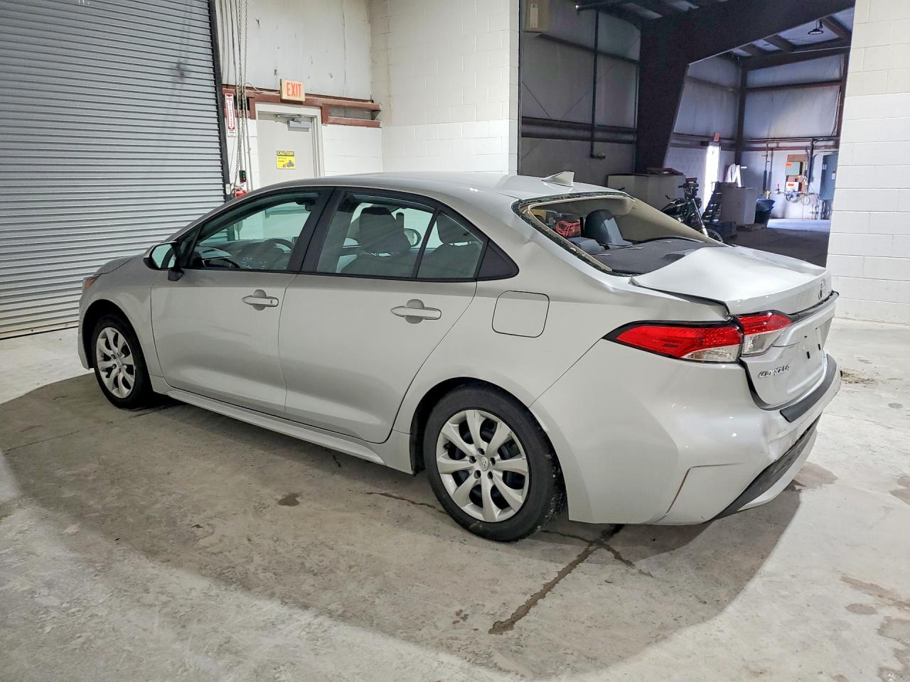 2020 TOYOTA COROLLA LE — снимка 2