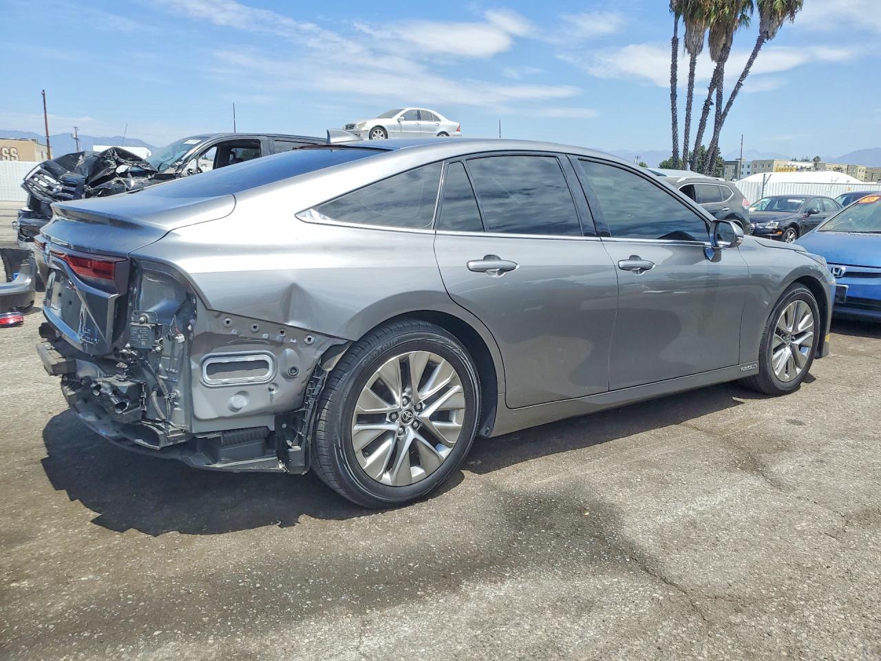 2022 TOYOTA MIRAI XLE — снимка 3