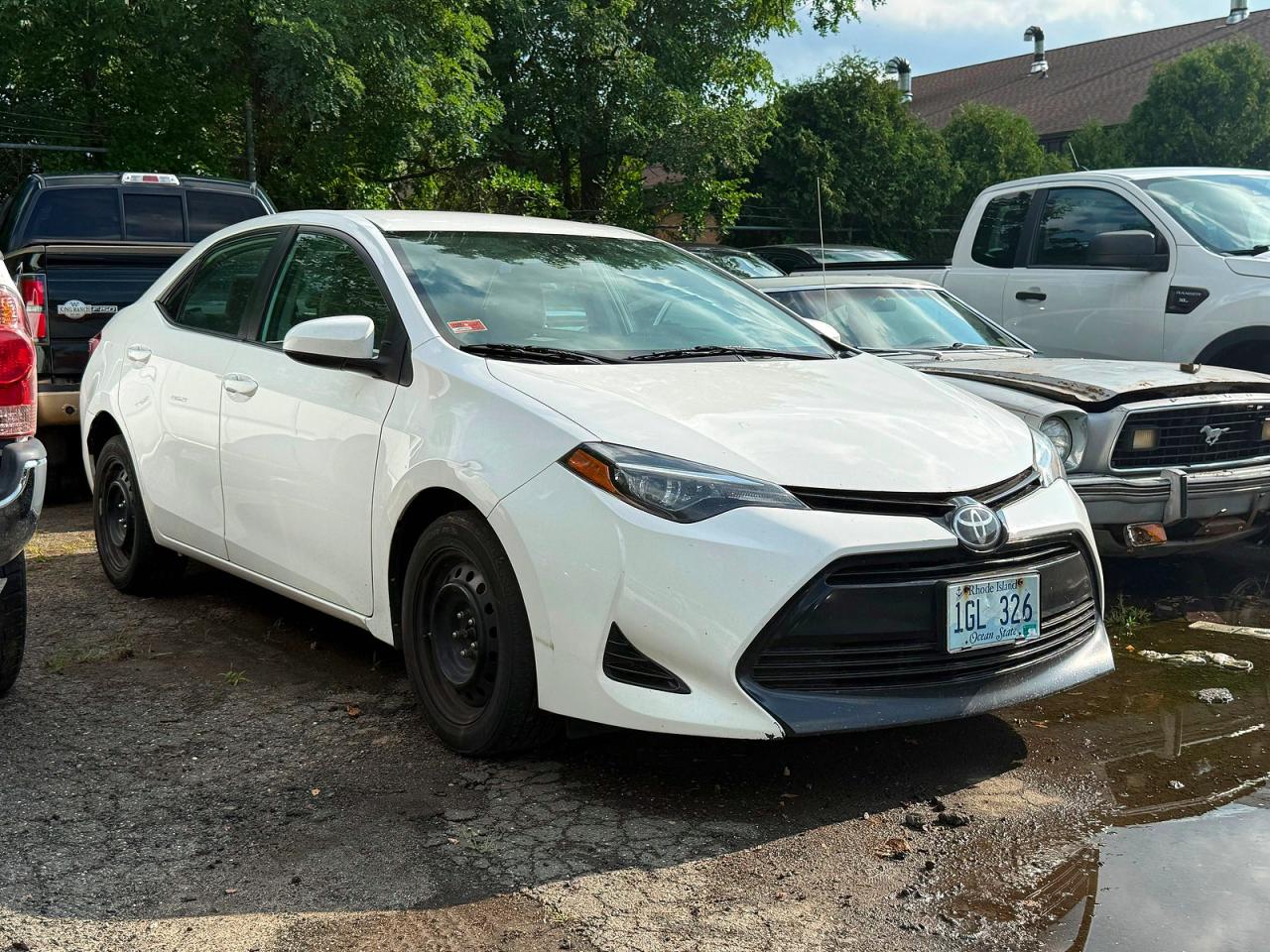 2018 TOYOTA COROLLA LE