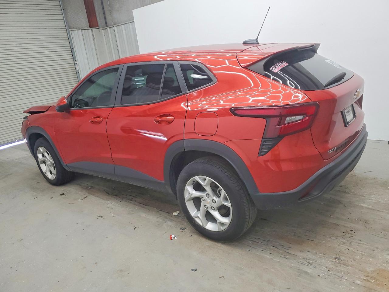 2024 CHEVROLET TRAX LS — снимка 2