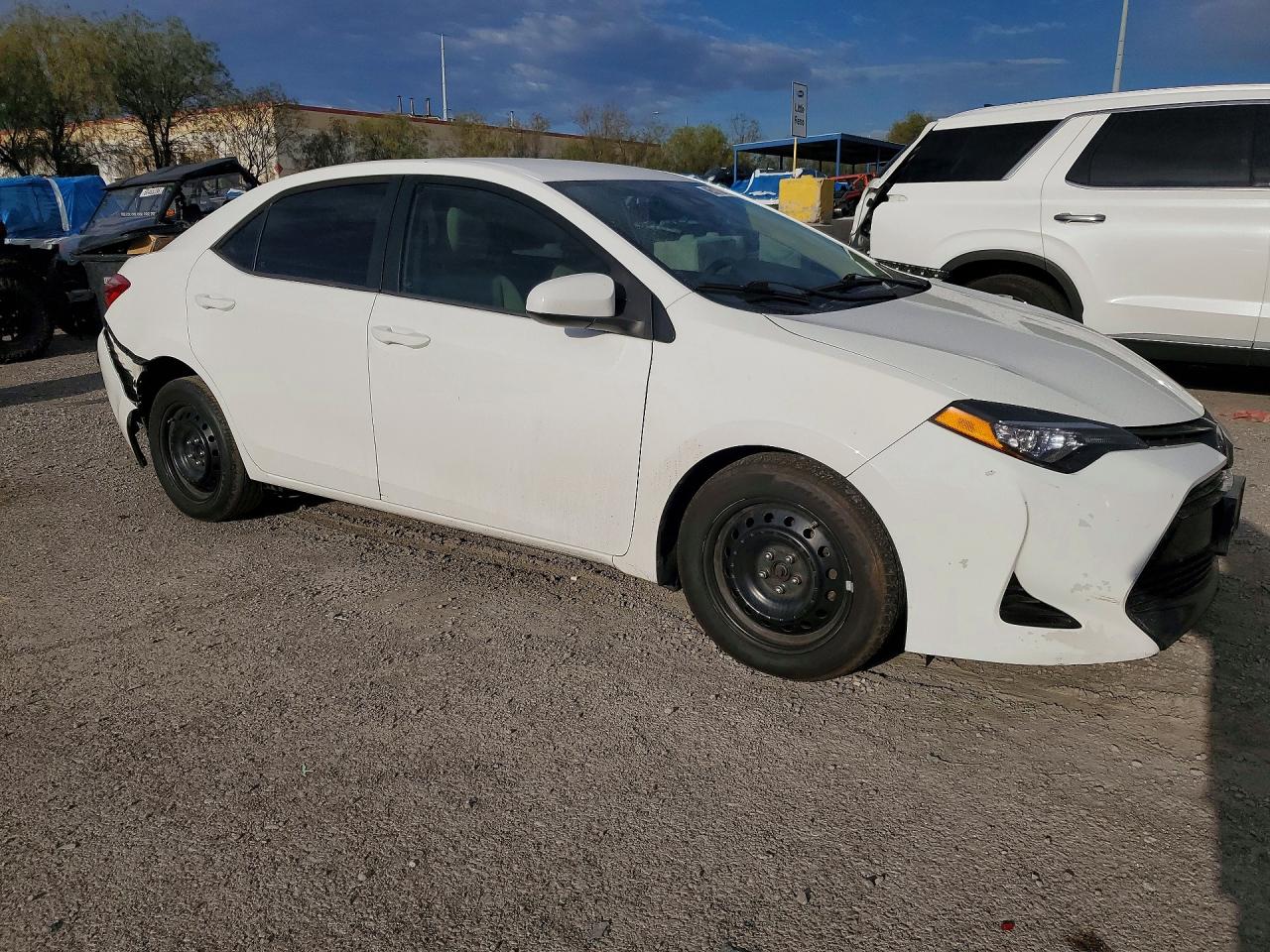 2019 TOYOTA COROLLA LE — снимка 4