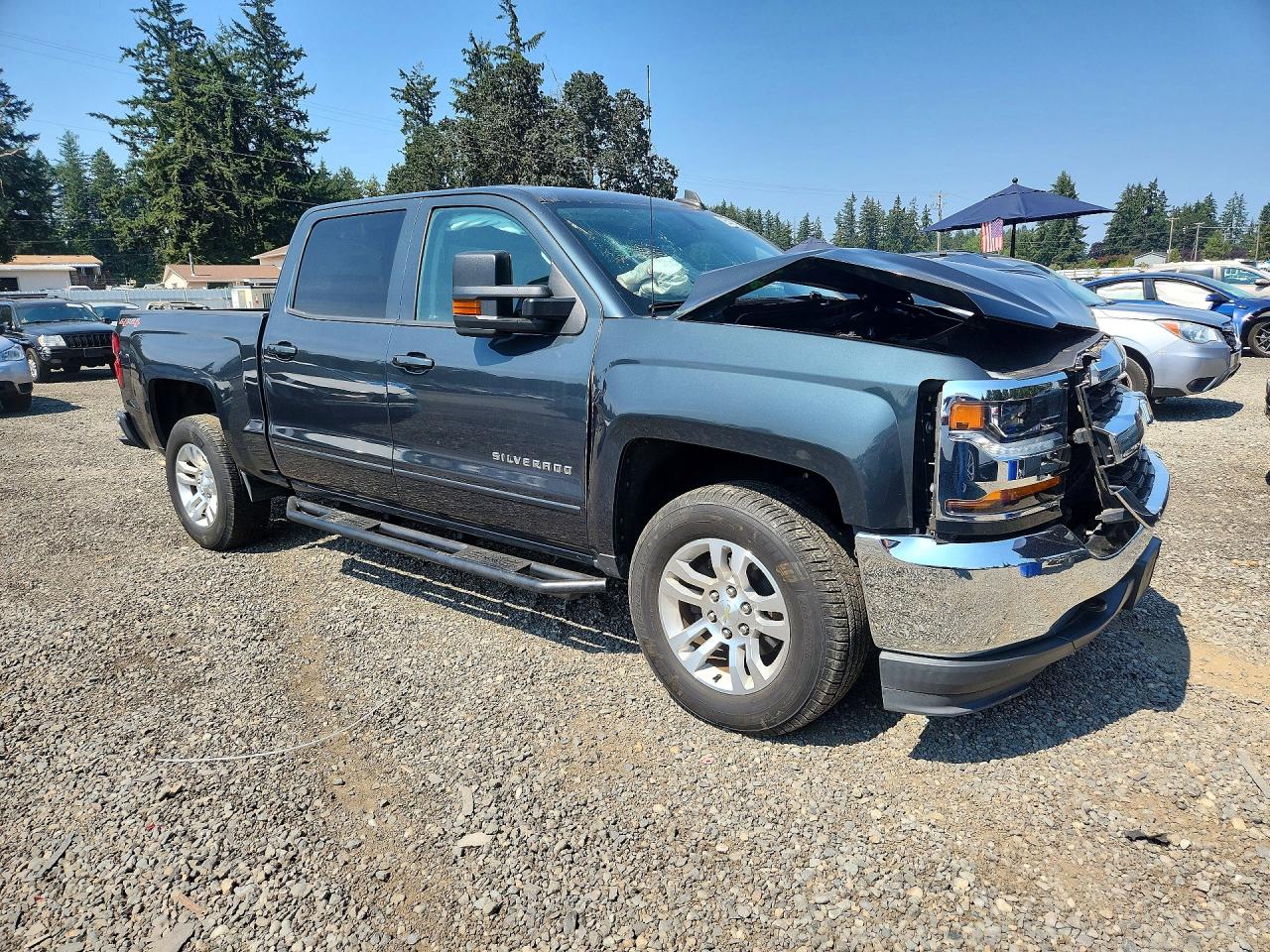 2017 CHEVROLET SILVERADO K1500 LT — снимка 4