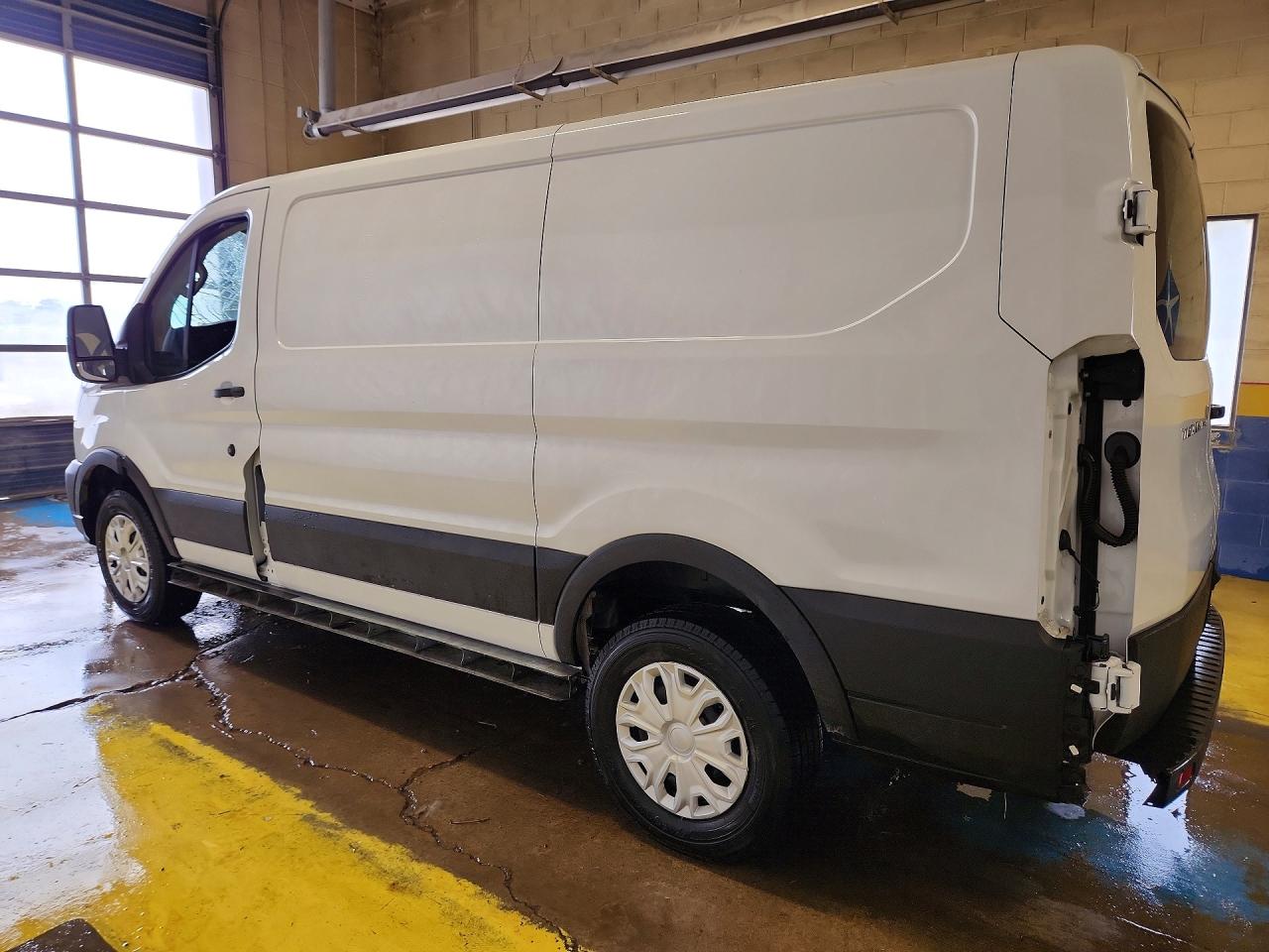 2025 FORD TRANSIT T-250 — снимка 2