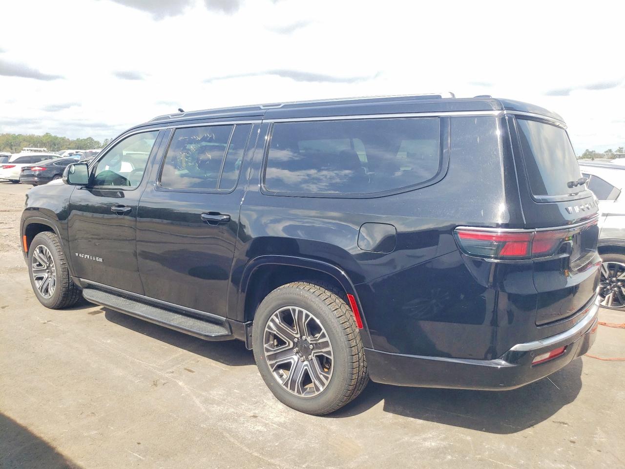 2024 JEEP WAGONEER L SERIES II — снимка 2