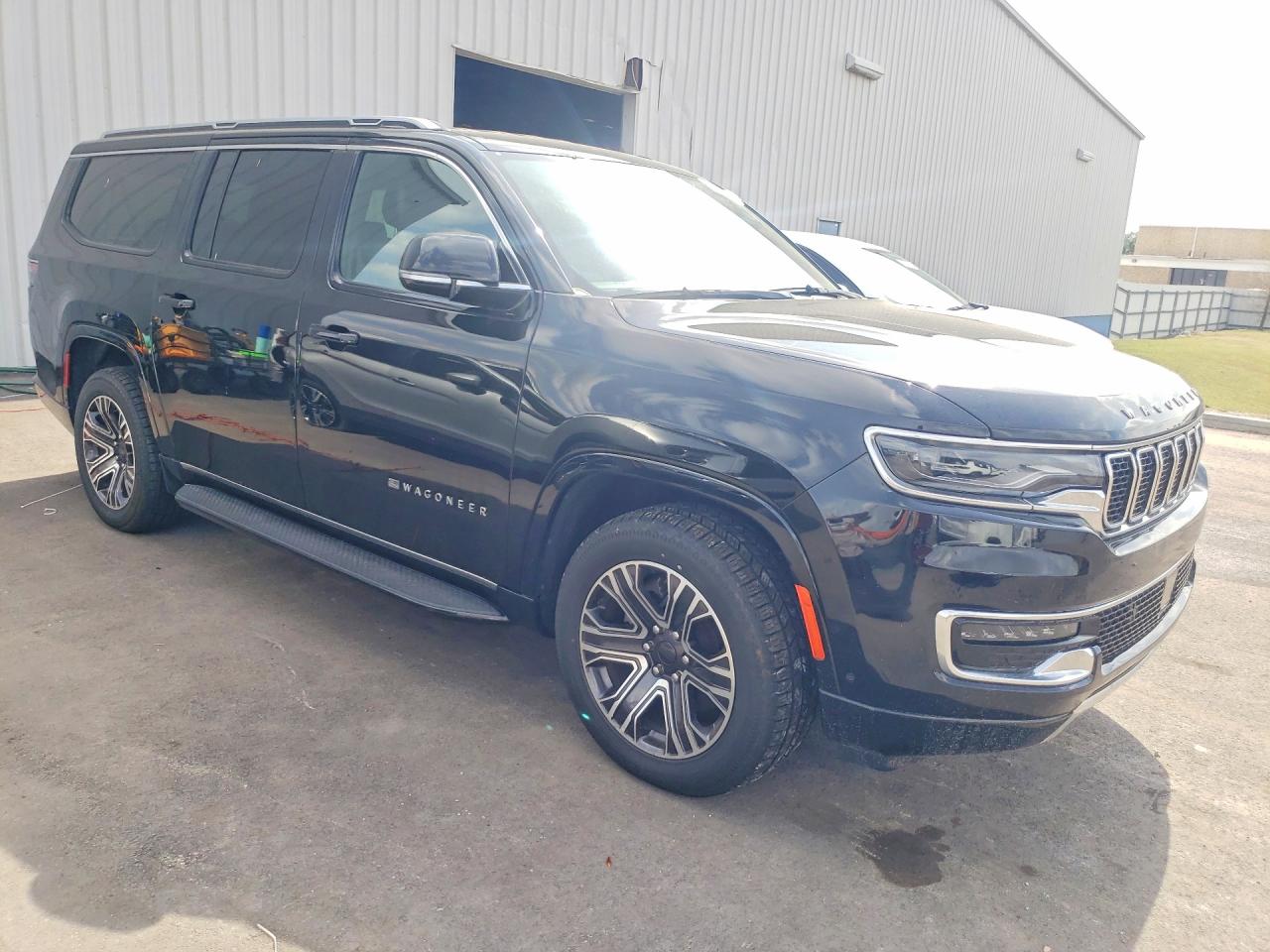 2024 JEEP WAGONEER L SERIES II — снимка 4