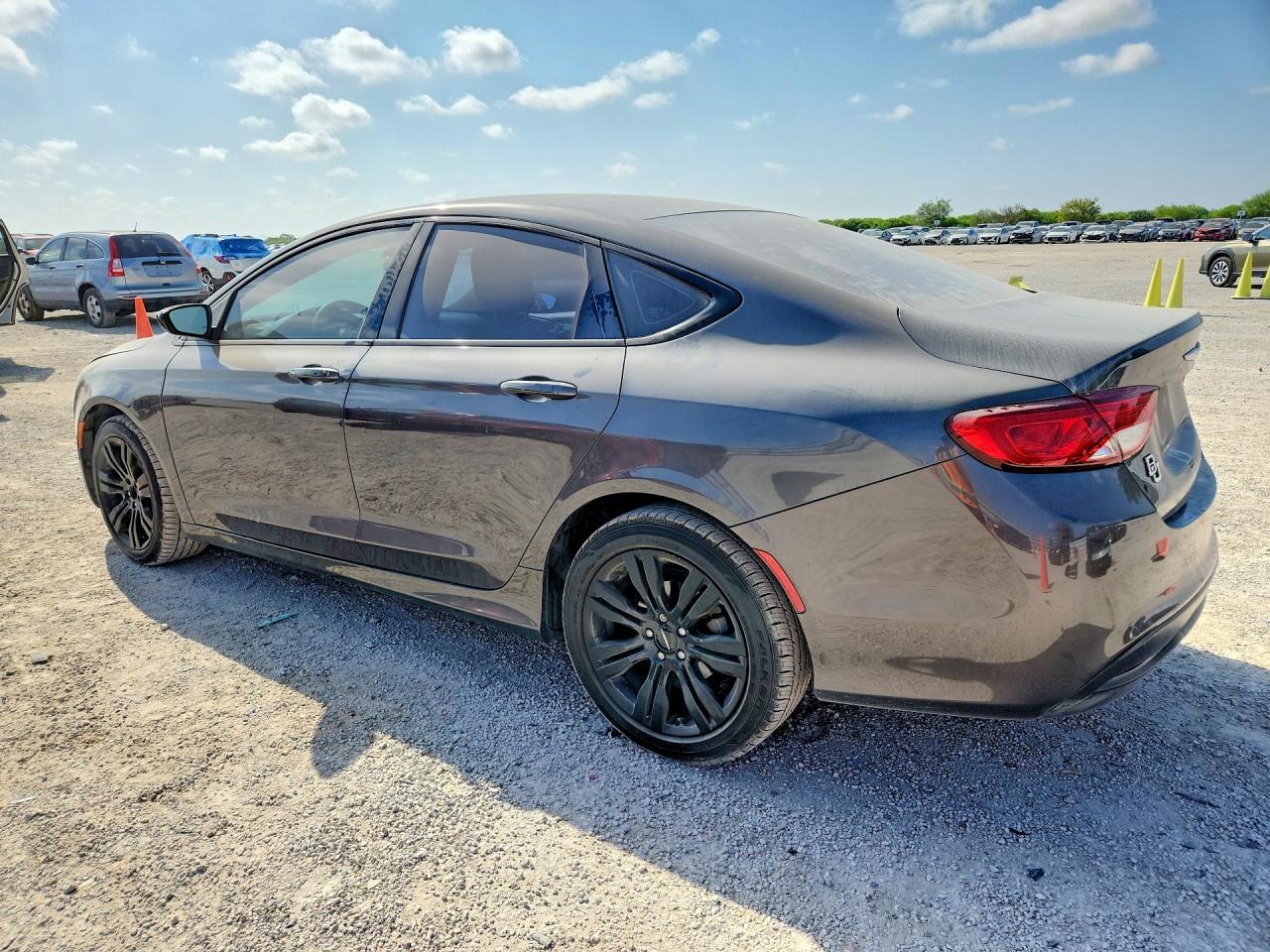 2017 CHRYSLER 200 LX — снимка 2