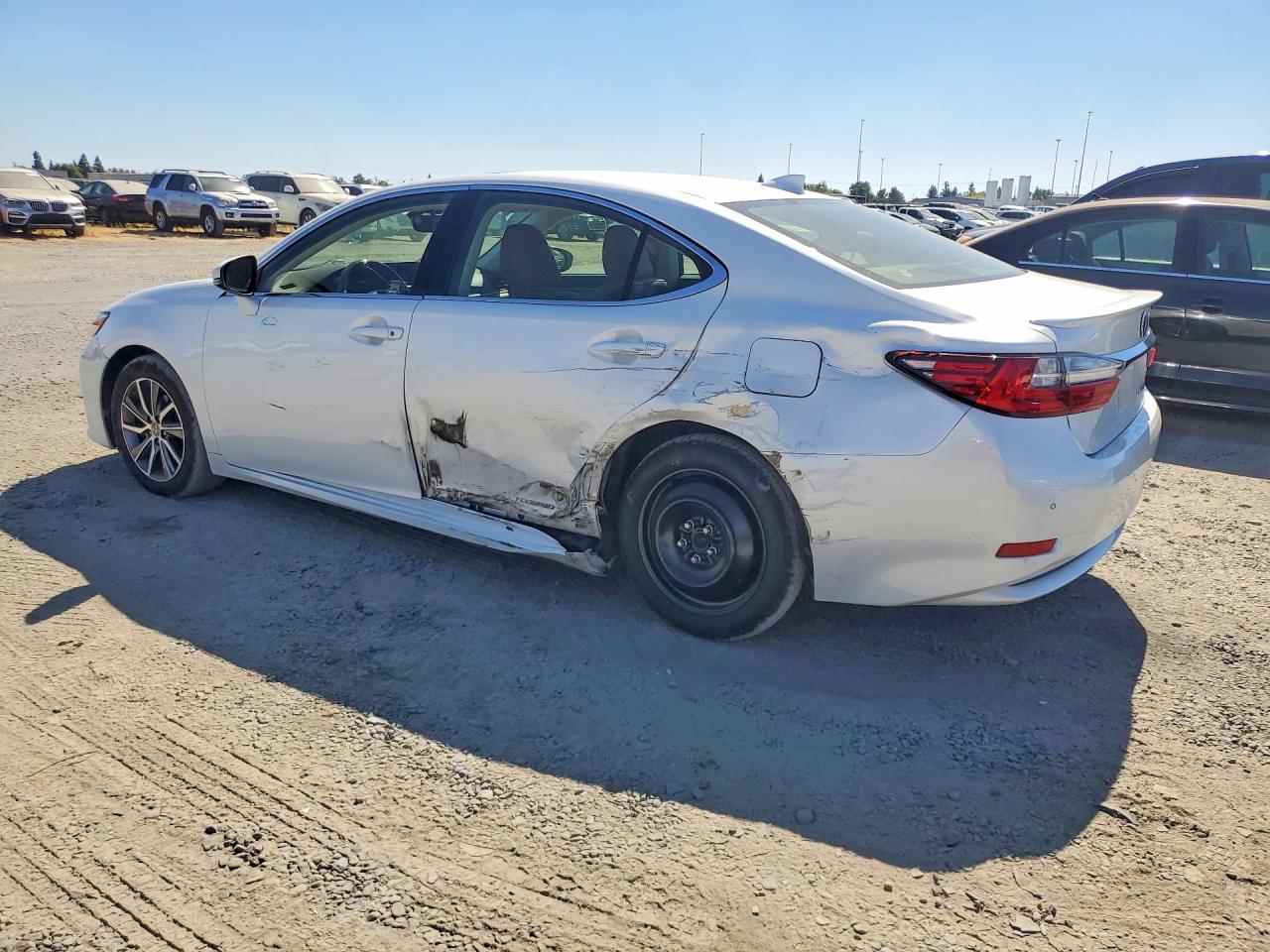 2016 LEXUS ES 300H — снимка 2