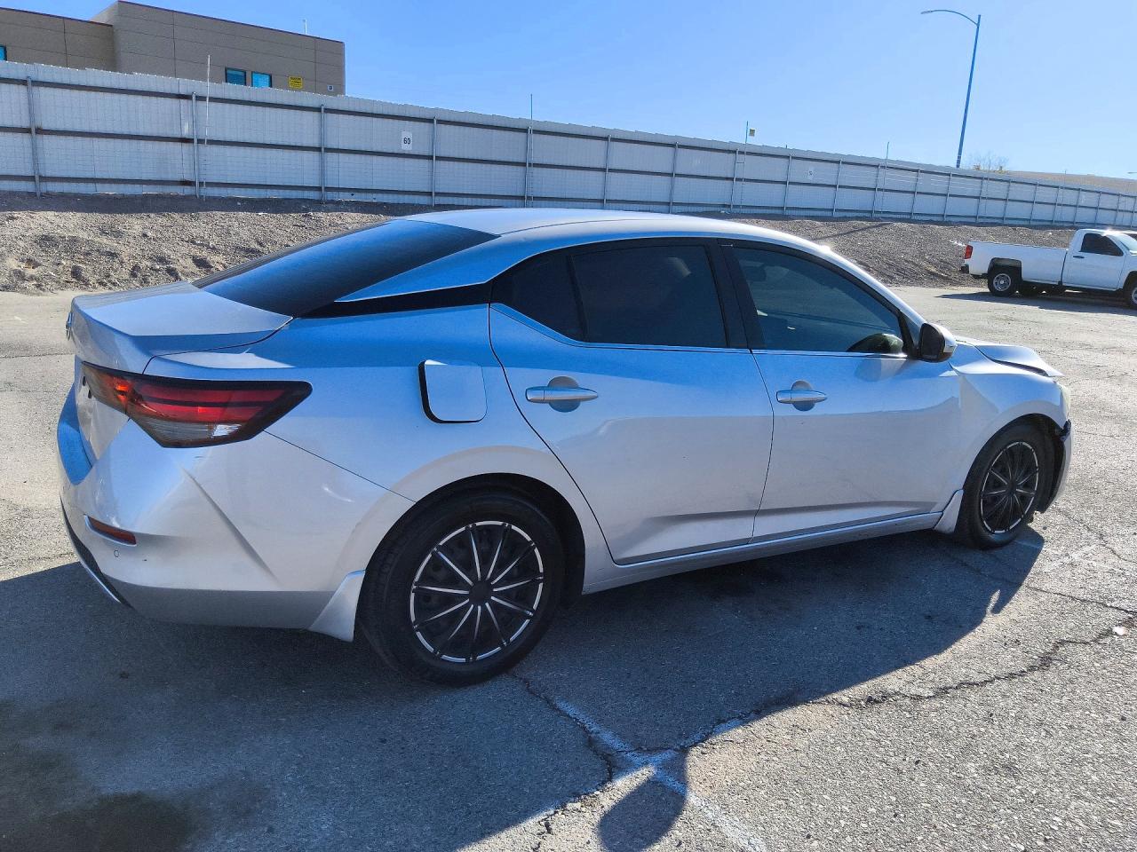 2020 NISSAN SENTRA S — снимка 3