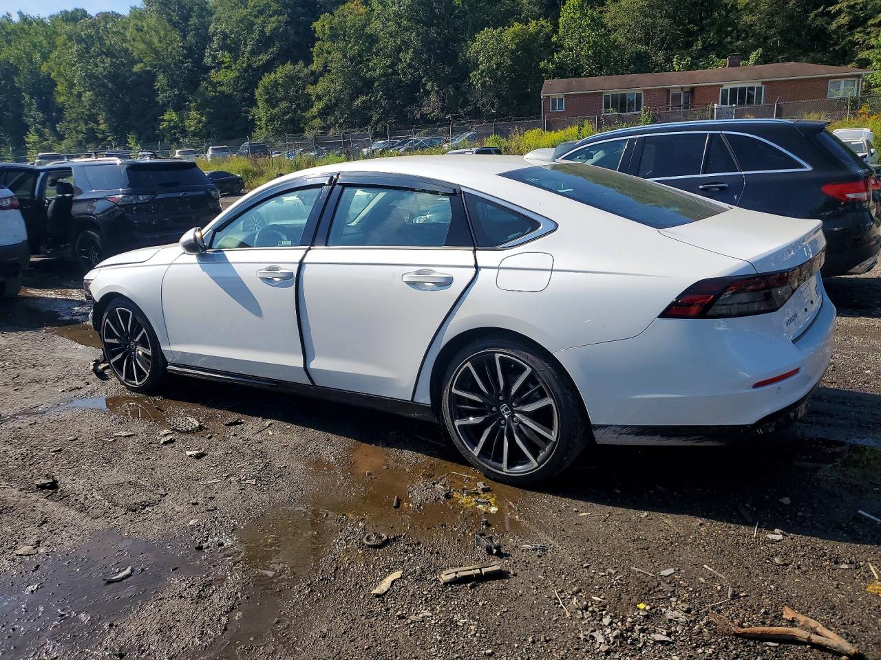 2026 HONDA ACCORD TOURING HYBRID — снимка 2