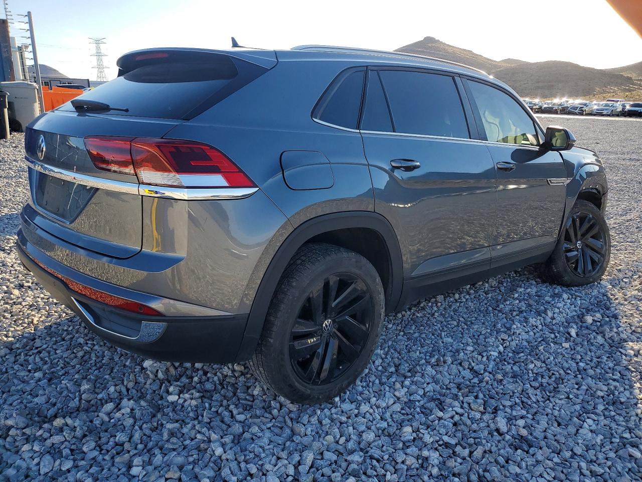2021 VOLKSWAGEN ATLAS CROSS SPORT SE — снимка 3