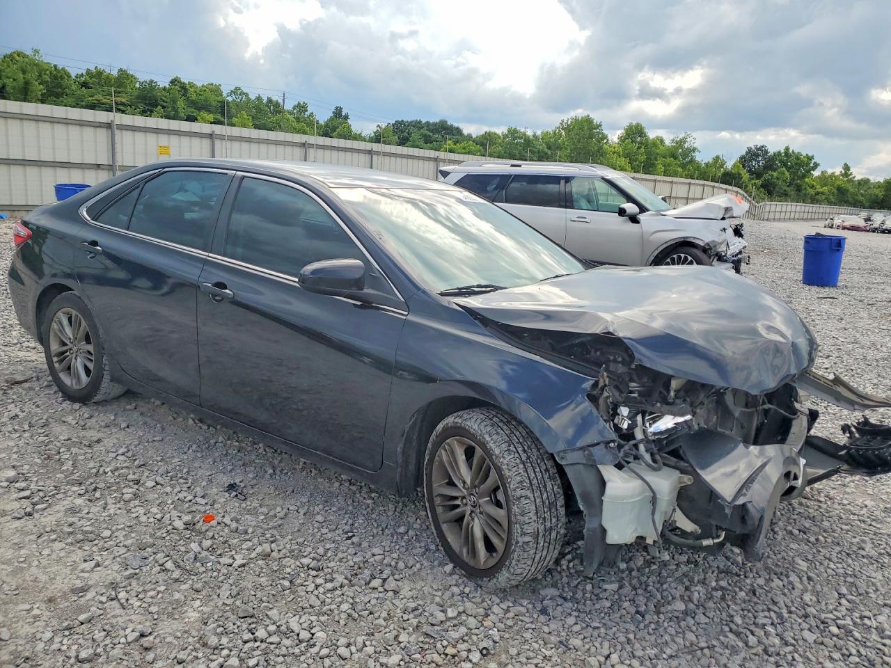 2017 TOYOTA CAMRY SE — снимка 4