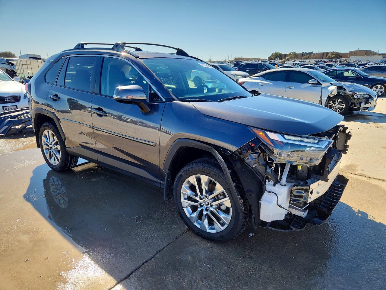 2024 TOYOTA RAV4 XLE PREMIUM — снимка 4