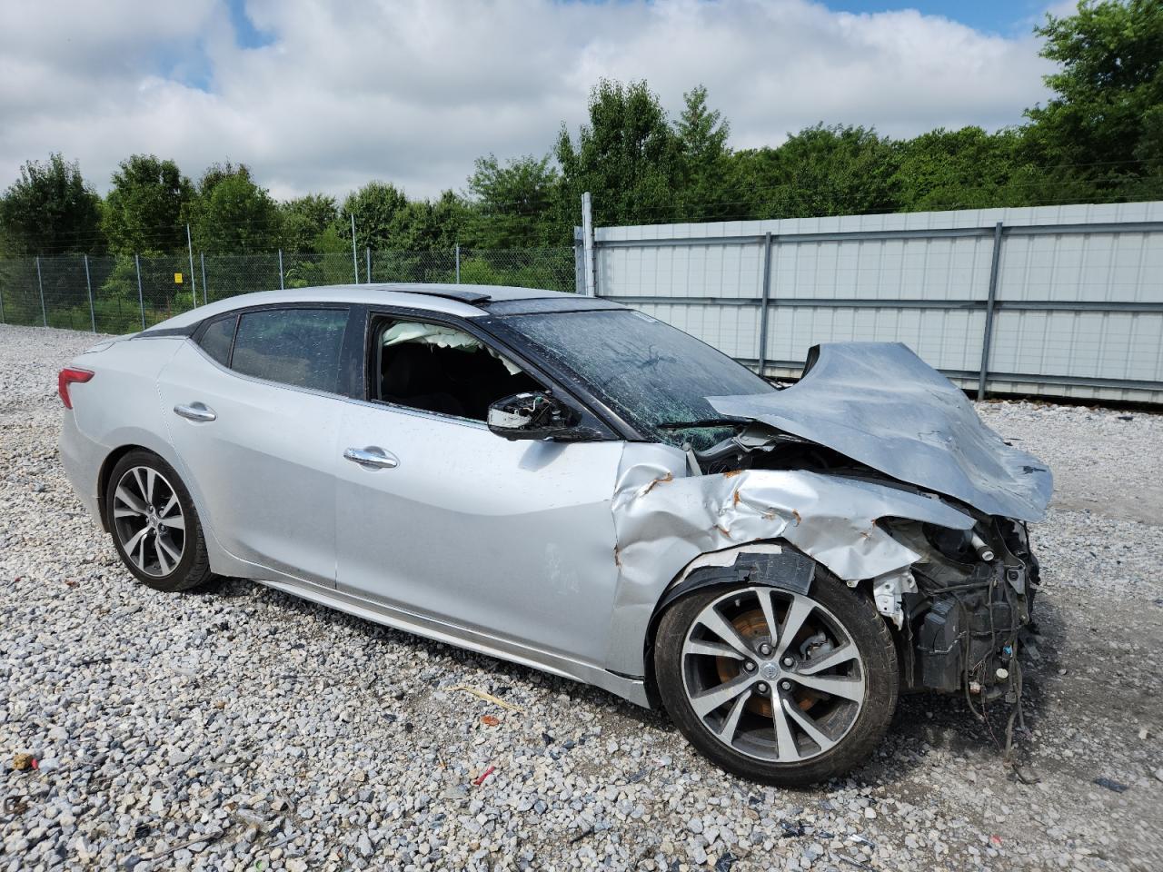 2017 NISSAN MAXIMA PLATINUM — снимка 4