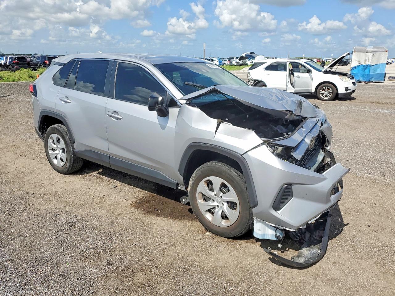 2023 TOYOTA RAV4 LE — снимка 4